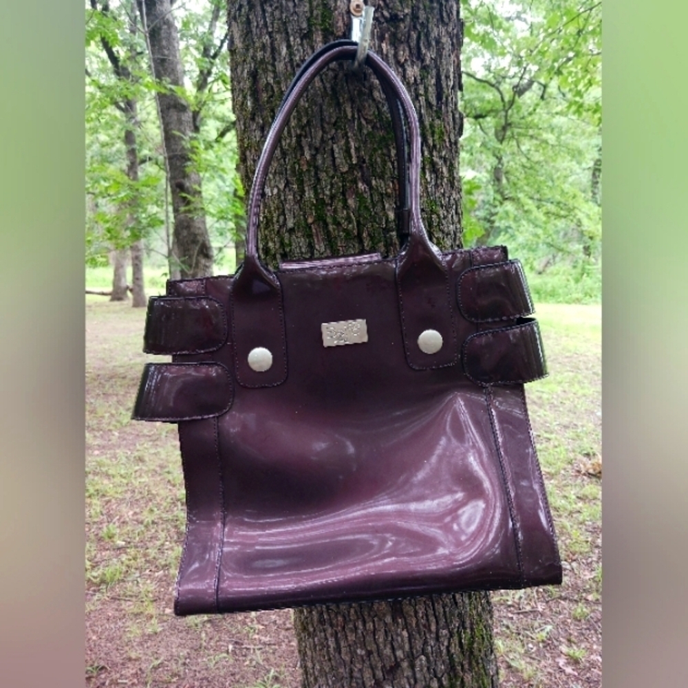 Beijo Handbag - Picture 1 of 5